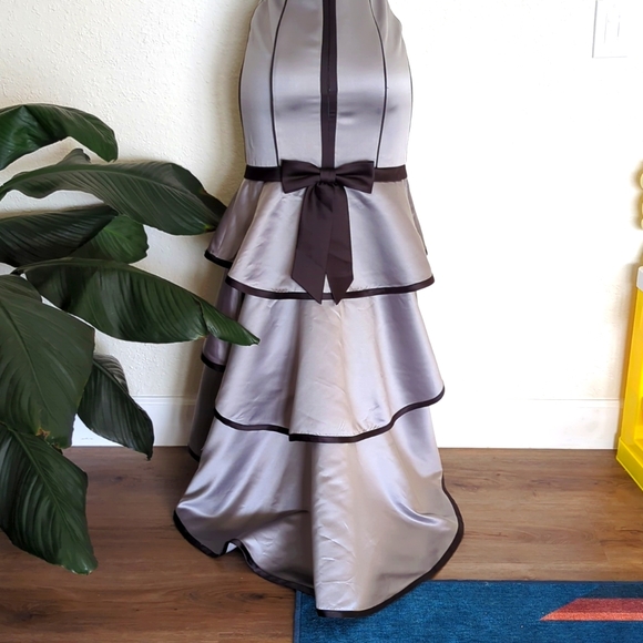 Wedding or Prom Dress Size 2 - Picture 10 of 15